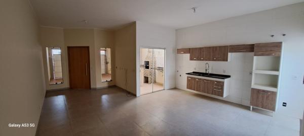 Imóvel Casa no Centro em Dracena-SP