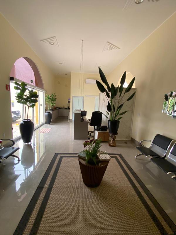 Imóvel Sala Comercial no Centro em Dracena-SP