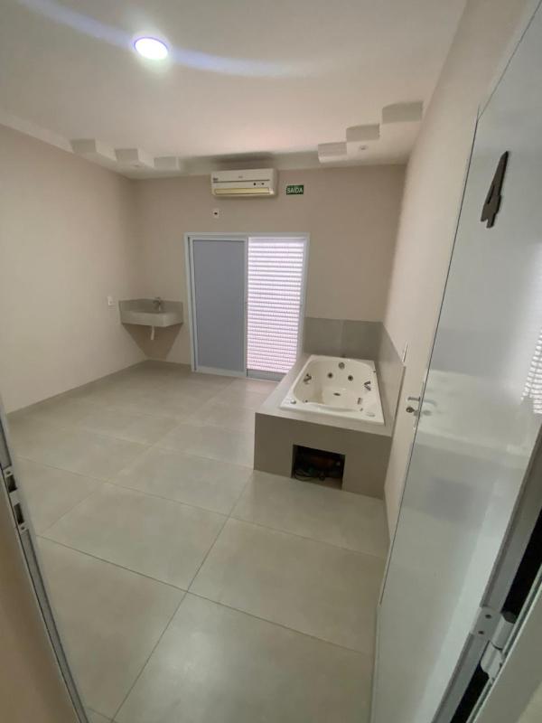 Imóvel Sala Comercial no Centro em Dracena-SP