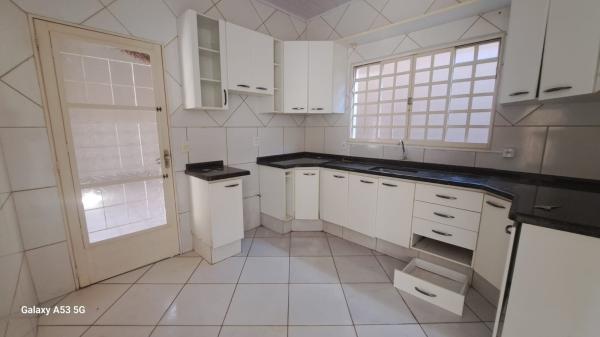 Imóvel Casa no EMILIO ZANATA em Dracena-SP