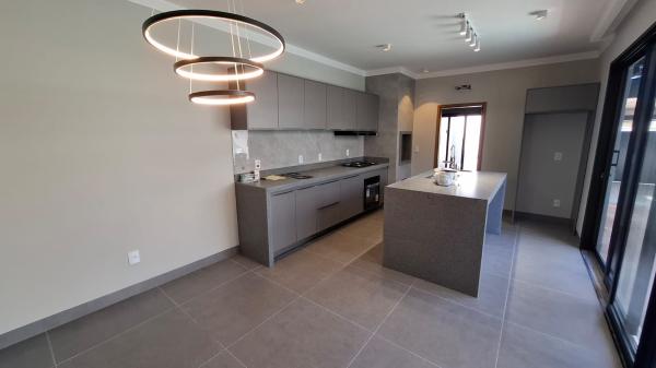 Imóvel Casa no Palmeiras III em Dracena-SP