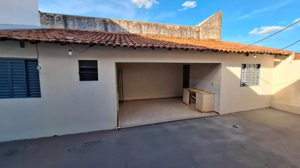 Im&oacute;vel Casa no METRÓPOLE em Dracena-SP