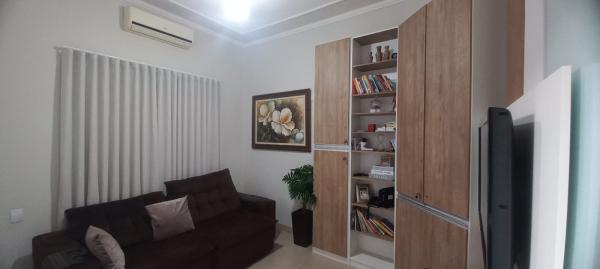 Im&oacute;vel Casa no FREI MOACIR 3 em Dracena-SP