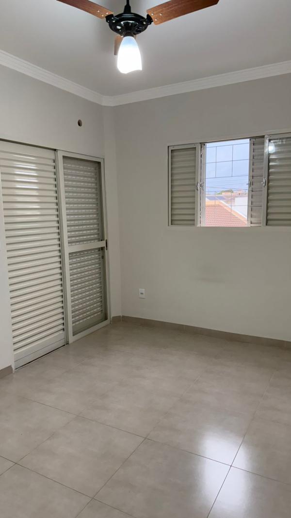 Imóvel Sobrado no Centro em Dracena-SP